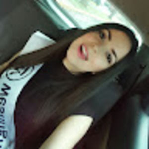 Meet your Posher, Raquel